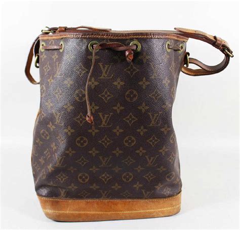 how much do louis vuitton bags cost to make|louis vuitton bags price original.